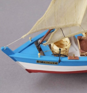 Navomodel barca de pescuit La Provençale, scara 1:20 - Artesania Latina - Img 5