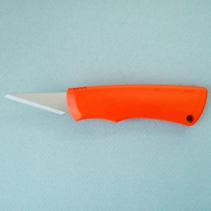 VM-2P Cutit/cutter utilitar cu lama de inox, NT Cutter - Img 10