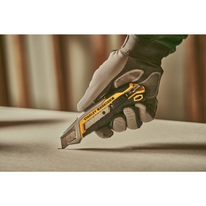 Stanley FMHT10594-0, Cutter Snap-Off FatMax cu blocare prin glisare, 170mm, + o lama segmentata 18mm - Img 2
