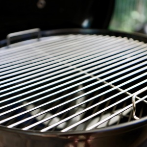 Gratar camping pe carbuni de tip kettle Slow 'N Sear® SNS GRILLS 45 CM - Img 7