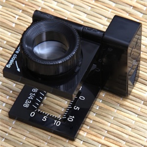 Lupa de focalizare LinenTest, putere 11.5x cu LED - Carson - Img 4