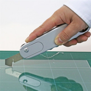 P-500GP Cutter metalic pentru plastic profesional, NT Cutter - Img 5