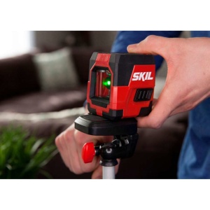 SKIL 1912 AA Nivela laser cu linie în cruce, lumina verde, raza actiune 20m, prindere trepied 1/4, Accu Li-Ion, include incarcator micro USB si clema de prindere - Img 3