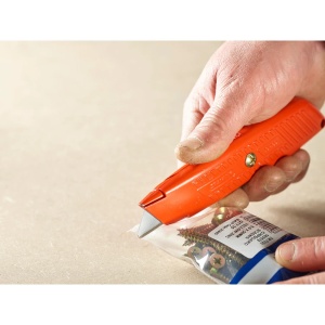 Stanley 0-10-189, Cutter metalic cu lama auto-retractabila, 155mm + o lama trapezoidala 19mm - Img 4