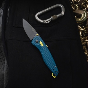 Cutit pliabil SOG Aegis AT Indigo Acid 11-41-03-41, lama Drop Point CRYO D2 Black TiNi, deschidere asistata S.A.T., AT-XR Lock, maner GRN Indigo & Acid Yellow, EDC Premium - Img 18