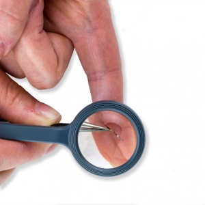 Lupa portabila MagniGrip, putere 4.5x cu leduri si cu penseta de precizie - Carson - Img 7