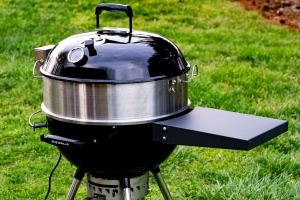 Rotisor pentru gratar pe carbuni de tip kettle Slow 'N Sear® SNS GRILLS de 56cm - Img 7