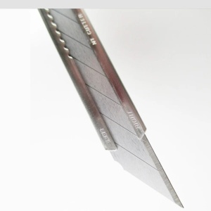 Set Cutter / cutit utilitar INOX mic - NT Cutter - 9mm + 10 lame de schimb - Img 8