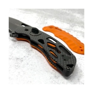 Cutit pliabil SOG Kiku XR LTE Orange 12-37-03-57, lama Drop Point CTS XHP TiNi, XR Lock, Thumb Stud, maner G10 Blaze Orange cu liner-e Carbon Fiber, EDC Outdoor - Img 7