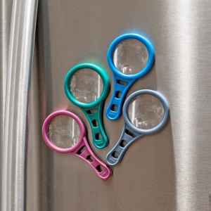 Lupa de mana MagnetMag cu maner magnetic, multicolora, Carson - Img 8