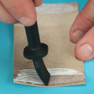 Adeziv pielarie transparent Seiwa Bond Cement 100g - Img 3