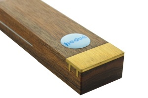 Echer tamplarie din lemn de nuc Hedue - Img 2