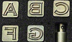 Set de stante "Alfabet BLOCK" pielarie, Leder haus - Img 2