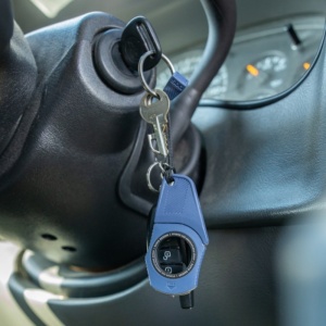 Cutit de salvare SOG Rapid Rescue Midnight Blue, cutter pentru centuri cu spargator de geam si teaca Quick-Deploy - Img 6