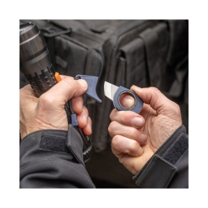 Instrument de salvare SOG Rapid Midnight Blue, cutter centura si spargator geam - Img 6