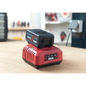 SKIL 3112 BA, Set incarcator si doi acumulatori Li-Ion 20V Max, 4.0Ah, PWRCORE 20, indicator LED - Img 2