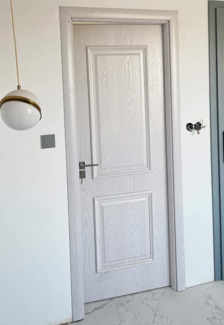 Интериорна врата Novo Doors ND09 LUX PREMIUM Бял, монтирана при клиент