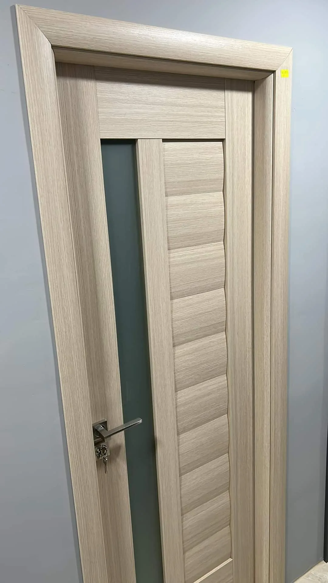 Интериорна врата Novo Doors ND03 LUX PREMIUM Крем, монтирана при клиент