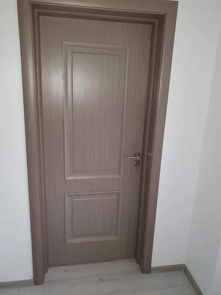 Интериорна врата Novo Doors ND09 LUX PREMIUM Сив, монтирана при клиент