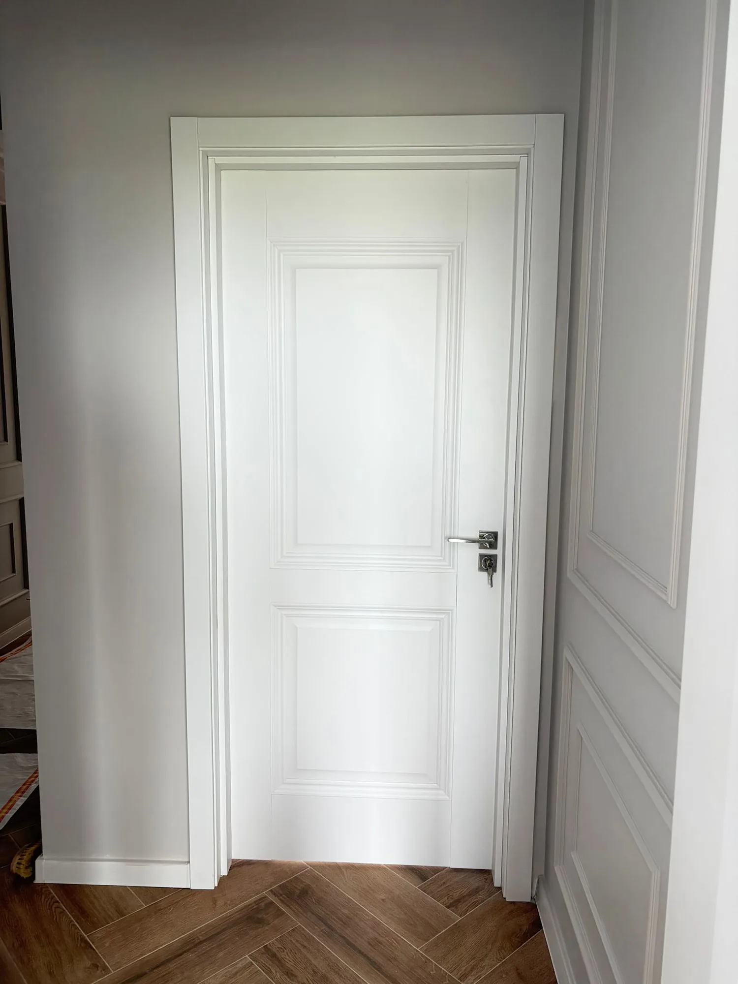 Интериорна врата Novo Doors ND12 LUX PREMIUM, монтирана при клиент