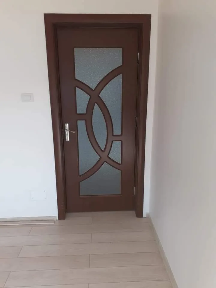 Интериорна врата Novo Doors ND309 STANDARD Орех, монтирана при клиент