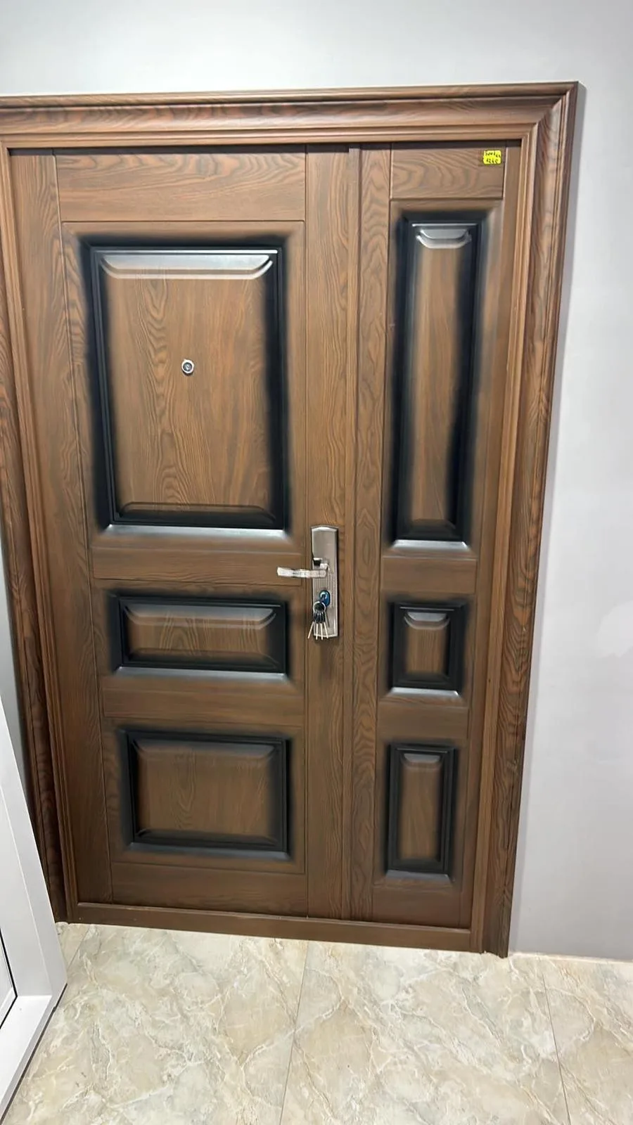 Метална външна врата ND5001S Светлокафяв, монтирана при клиент