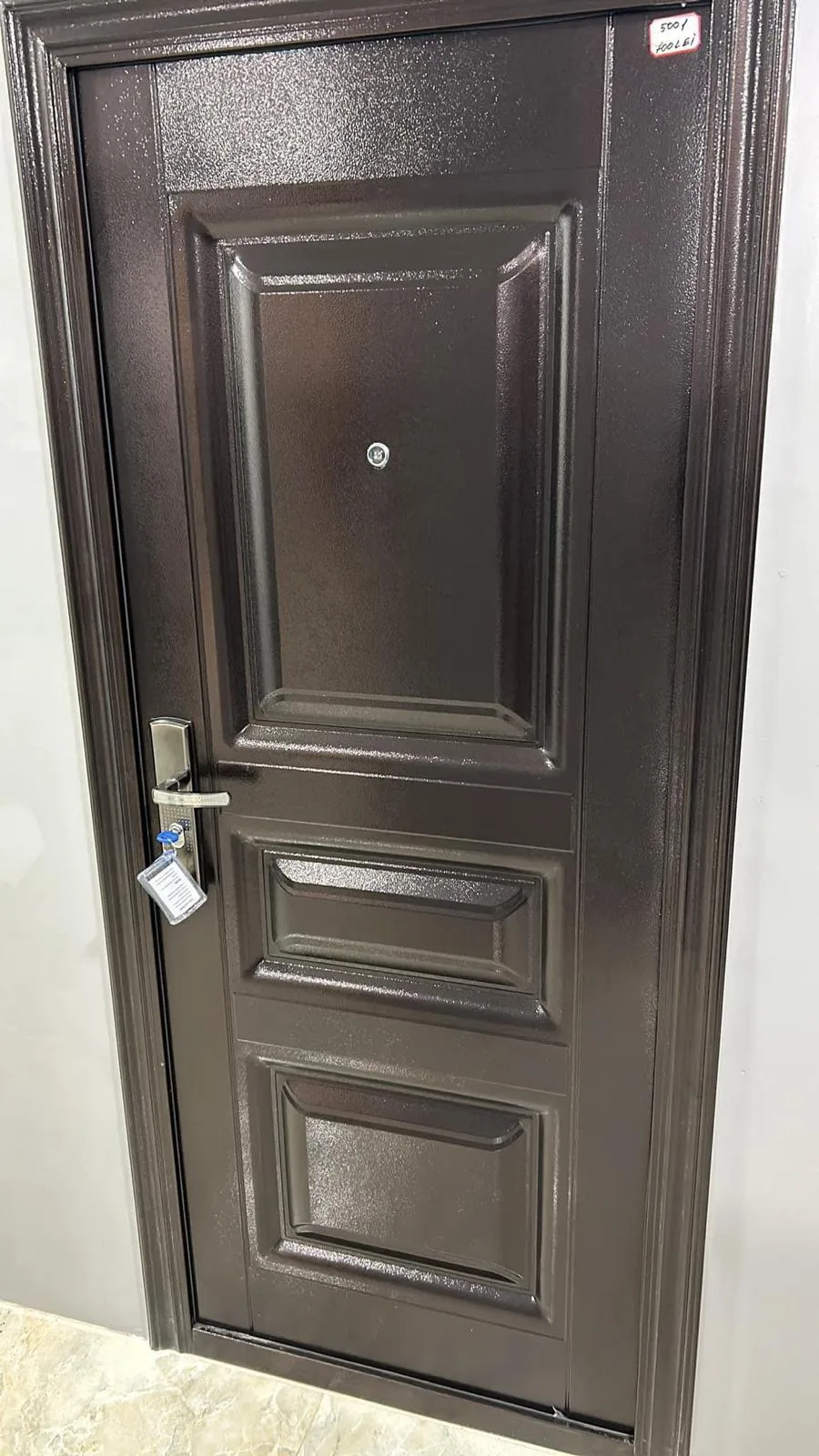 Метална външна врата ND5001S Кафяв / Черен, монтирана при клиент
