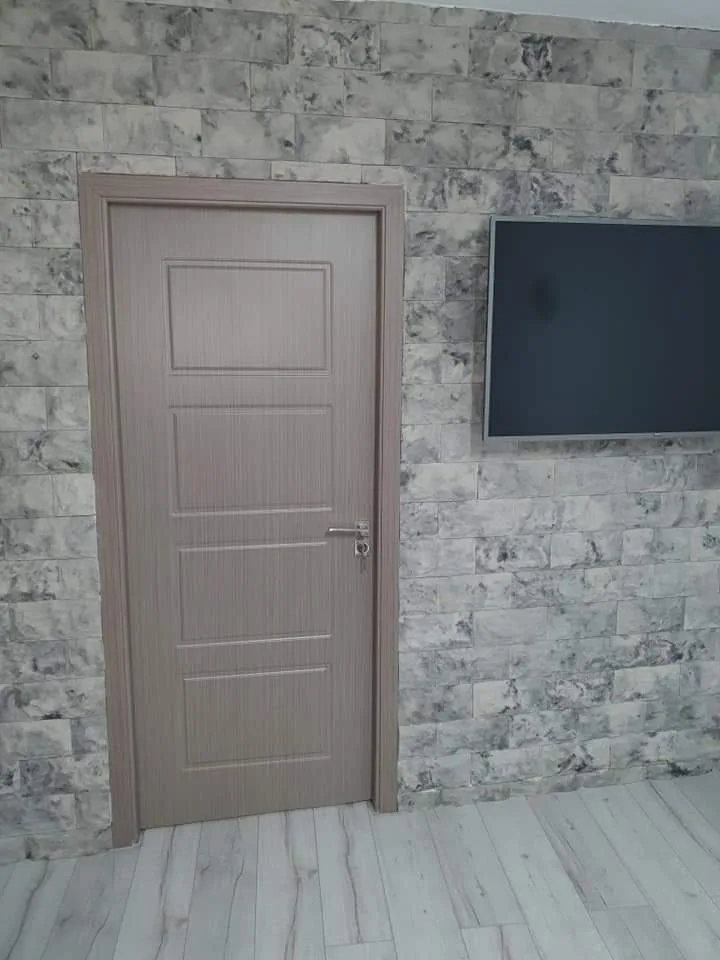 Интериорна врата Novo Doors ND82 STANDARD Сив, монтирана при клиент