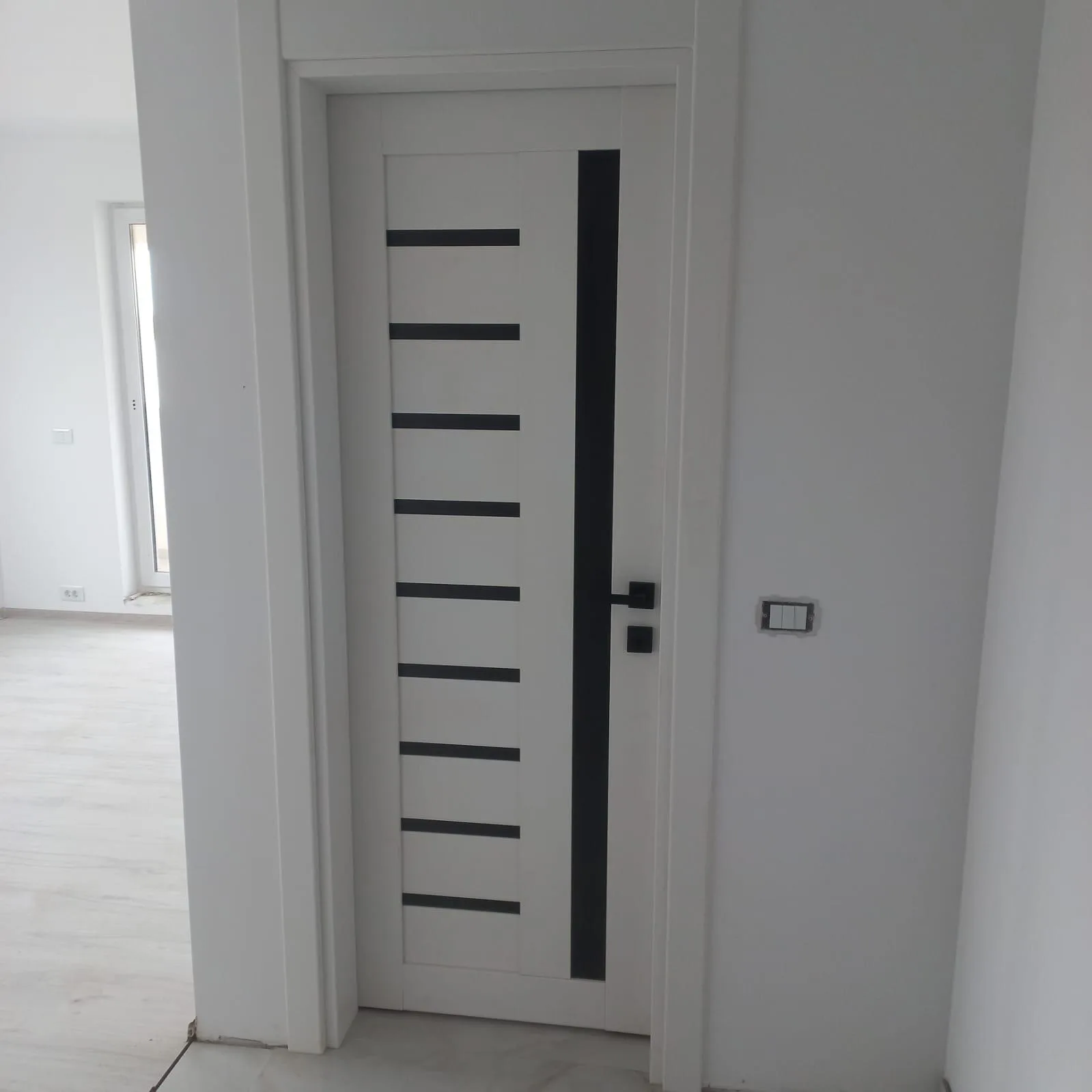 Интериорна врата Novo Doors NDM01 LUX PREMIUM, монтирана при клиент