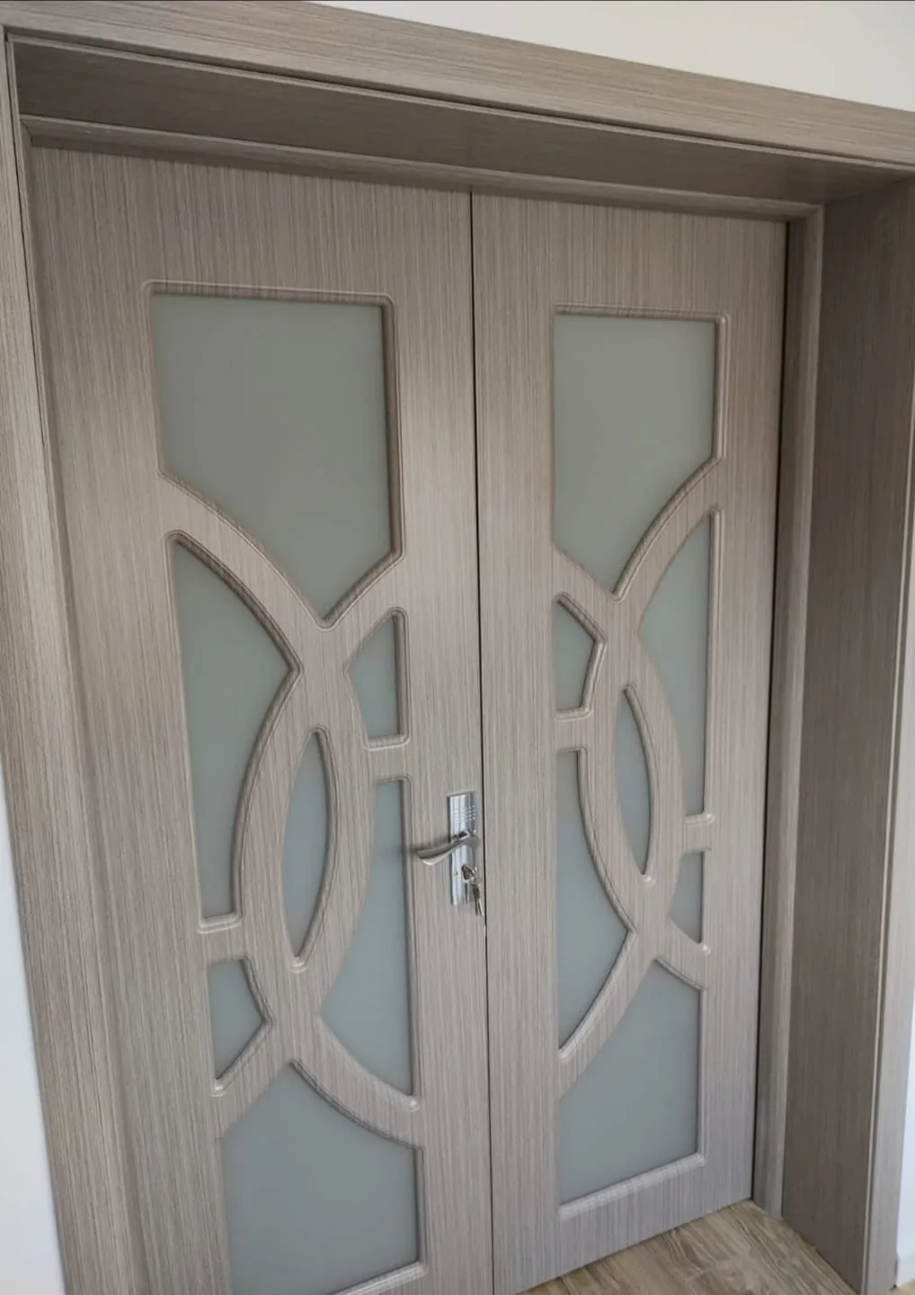 Usa dubla de interior Novo Doors ND220 STANDARD Gri montata la client