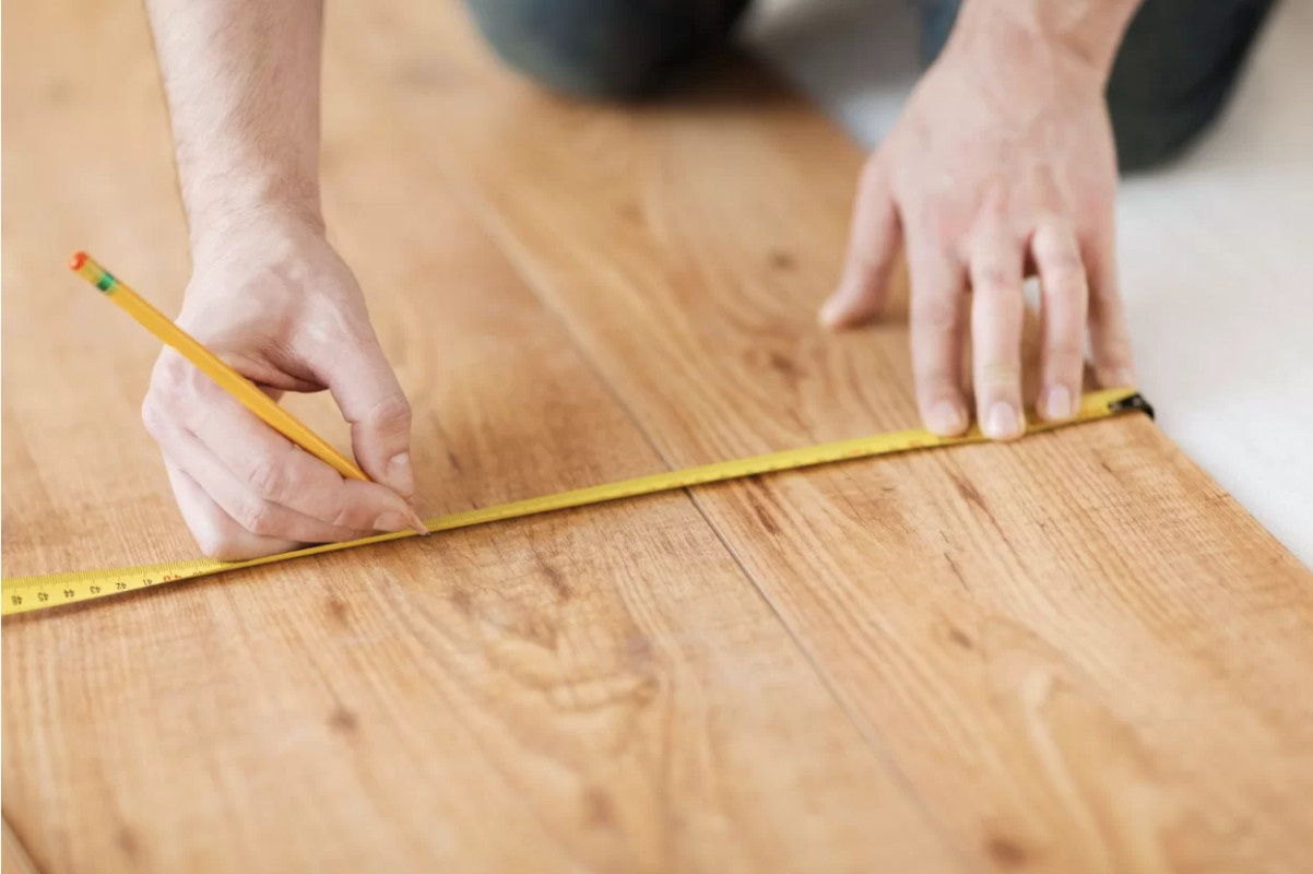 Parchet din stejar: Top 10 avantaje de care trebuie să știi