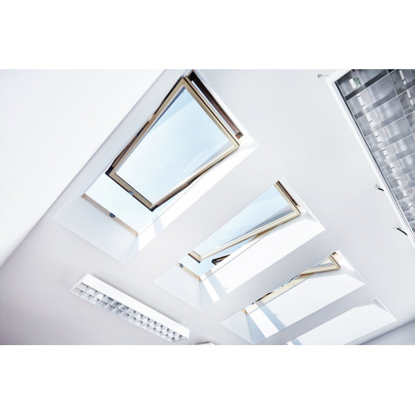 Fereastra de mansarda PVC/Lemn cu 3 sticle si deschidere in treimea superioara R79 THERMO WD - Img 3