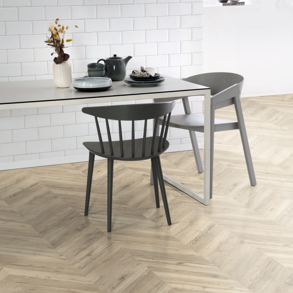 Parchet laminat Stejar Rillington deschis EL202F 8mm, rezistent la apa, EGGER - Img 2