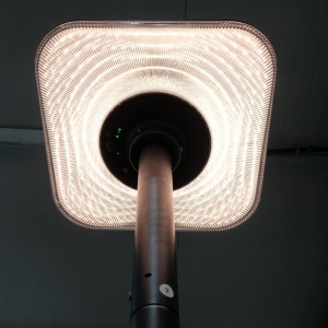 Lampa LED solara cu temperatura de culoare ajustabila, senzor, telecomanda si stalp 2.5m - Img 4