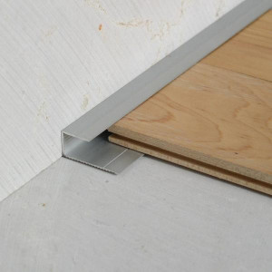 Bagheta metalica dreptunghiulara din aluminiu MPA lungime 2.7m - Img 1