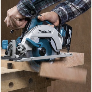Set Fierastrau circular de mana LXT 18V, 165mm cu incarcator si acumulator DHS680Z Makita - Img 4
