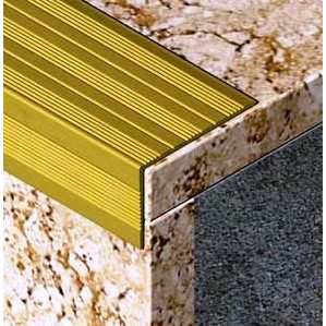 Protectie trepte ingusta cu rizuri din eloxALUM20 ASR257.83 lungime 2.7m - Img 1