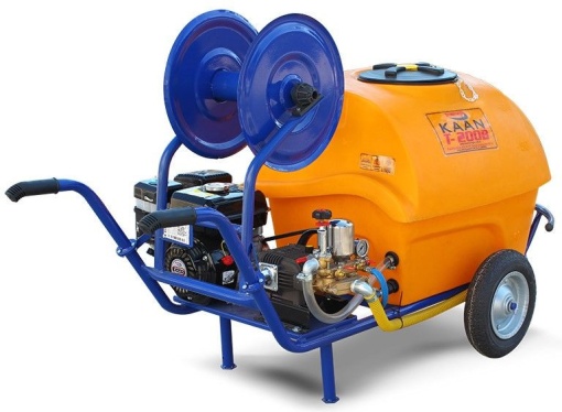 Motostropitoare pulverizator KAAN 200B motor 7 CP 4 timpi rezervor 200 L distanta pulverizare 10-12 m presiune 40 bar