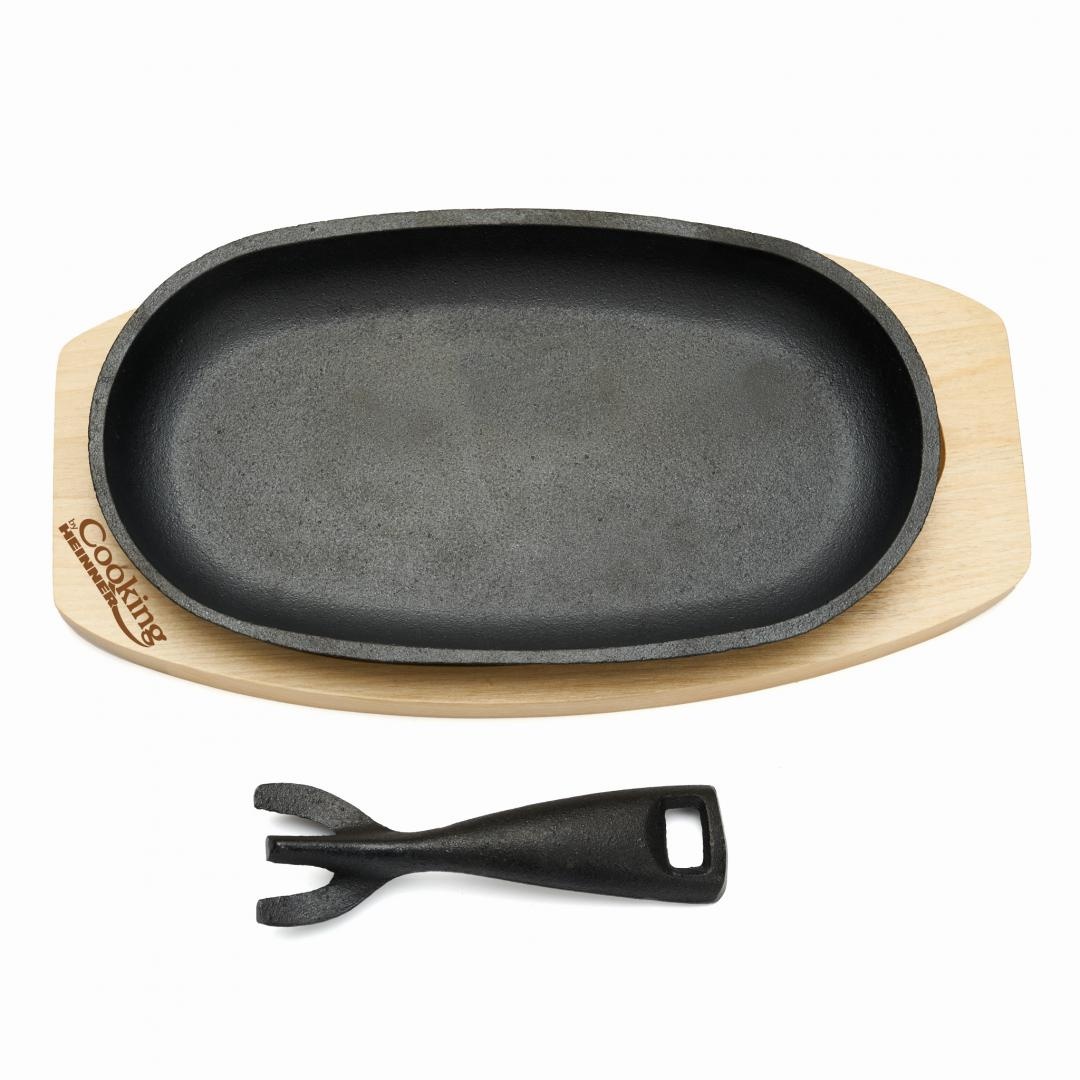 PLATOU SERVIRE OVAL, 24X14 CM , FONTA PURA , CU MANER DETASABIL SI BAZA DIN LEMN,COOKING BY HEINNER - 2 | YEO