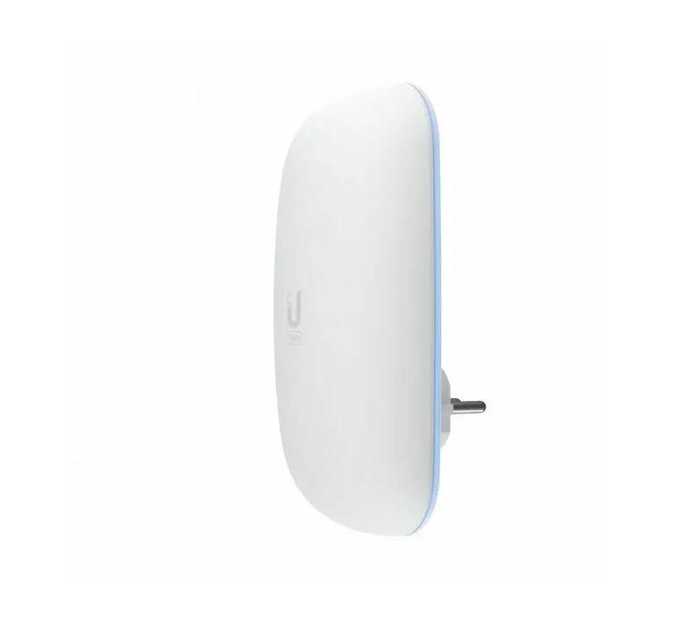 UBIQUITI Unifi6 Range Extender, U6-EXTENDER, Dual-Band WIFI6, 2.4 GHz 573.5 Mbp, antena 5dbi, 5 GHz 4.8 Gbps, antenna 6dbi, standard wireless: 802.11a/b/g WiFi 4/WiFi 5/WiFi 6, 300+ clienti, interfa management- Bluetooth, dimensiuni: 169.7 x 112.2 x 32.2