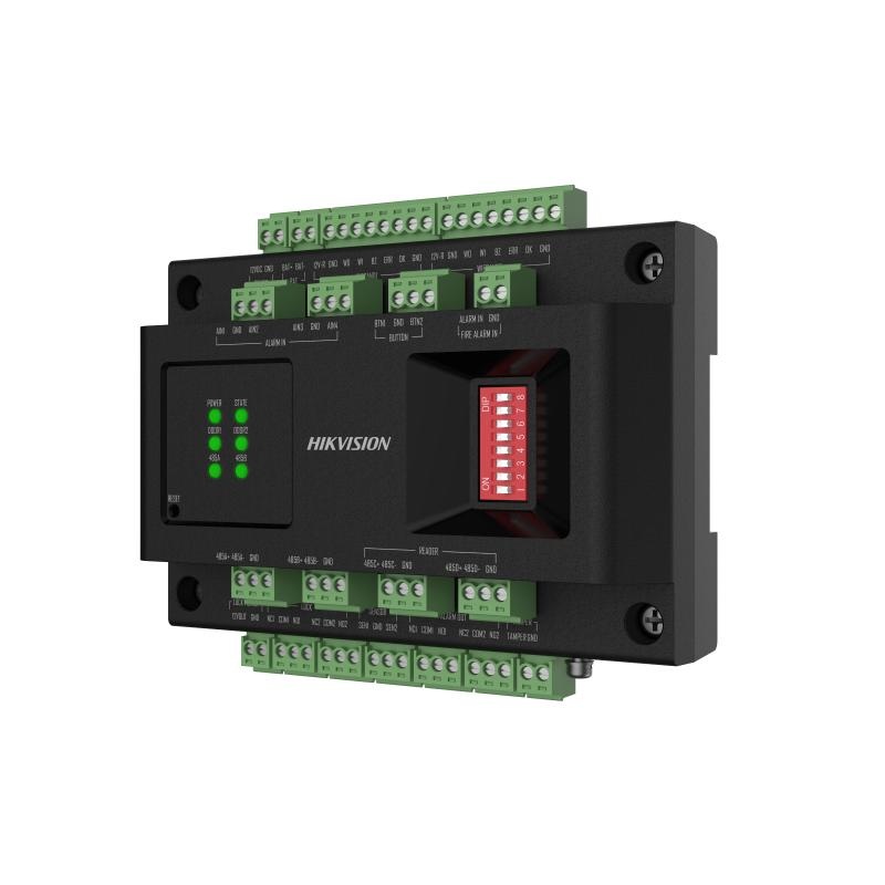 Door control modul Hikvision DS-K2M002X: -Supports 2 door control. It can connect with access controller via RS-485 -Connects with card reader via RS-485 (OSDP) or Wiegand -Installs with guide rail -Supports battery charging and discharging -Supports