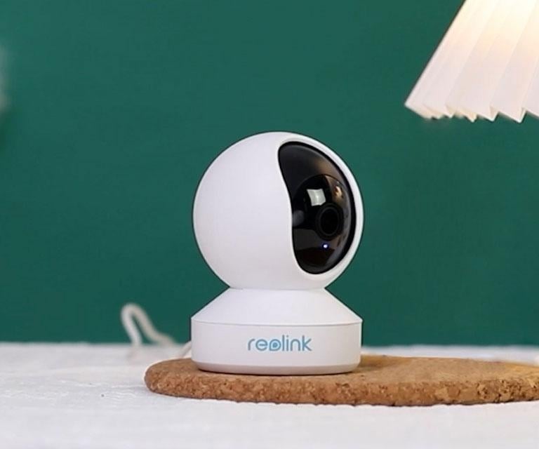 Reolink E SERIES E330 4 MP IR12m Cameră de supraveghere Wi-Fi, Detectie oameni/animale, Audio bidirecțional, Instalare ușoară și flexibilă, pana la 512GB SD card
