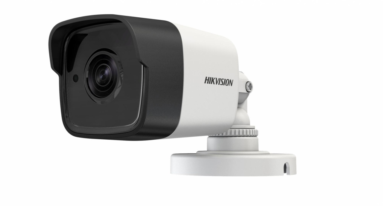 Camera de supraveghere Hikvision Turbo HD Bullet DS-2CE16D8T-ITE (2.8mm); HD1080P, 0.005 Lux/F1.2, EXIR, 20m IR, built-in POC, OSD Menu, True WDR, IP67, 2.8mm Lens, 2MP Smart FSI CMOS Sensor, FOV: 103.5o;