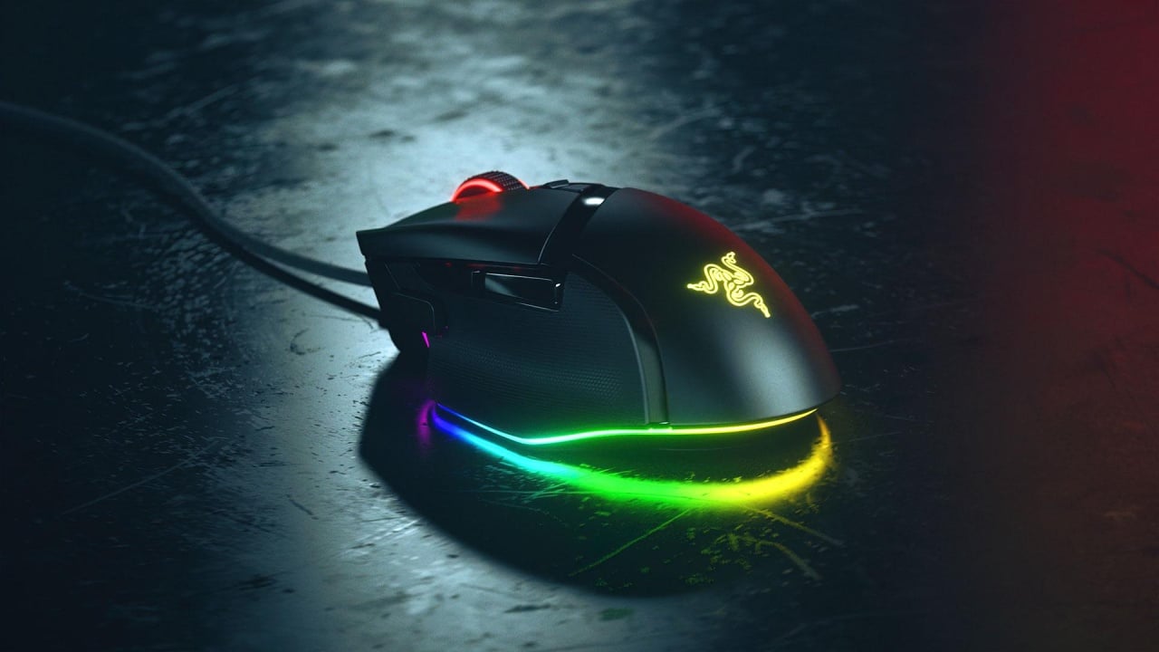 Mouse Razer cu fir Razer Basilisk V3 RGB, butoane programabile 10+1, Razer™ HyperScroll Tilt Wheel, 11 zone de iluminare Chroma RGB, negru