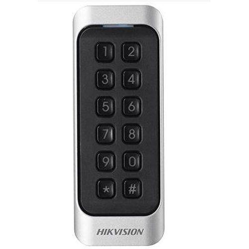 Cititor card cu tastatura Hikvision DS-K1107AMK, citeste carduri Mifare 13.56 MHz, distanta citire: ≤ 50 mm, RS-485, Wiegand (W26/W34) protocol si protocol OSDP, Watchdog, Keypad cu 12 butoane, indicator de stare si alimentare, buzzer incorporat,