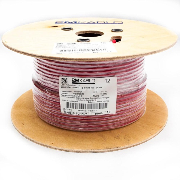 "Cablu incendiu JY(St)Y...Lg 2x2x0.8 mm + 0.8 mmproducator 2M Kablo, 3T00000121-1-100Diametru fir : 0.8mmConductor torsadati in perechi infasurate in banda PET, ecranaj Al/PET, cupru 100%Culori fire: VDE 0815Manta: PVC, culoare RAL3000-rosuAmbalare: