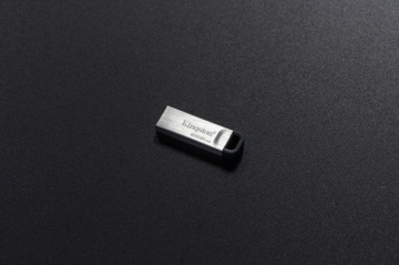 Kingston DataTraveler Kyson 256GB USB 3.2 – memorie flash metalica, 200 MB/s