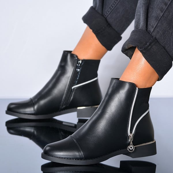Ghete Dama Imblanite Nairobi Negre