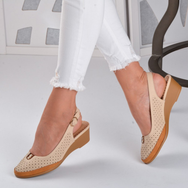 Pantofi Cu Platforma Annie Bej