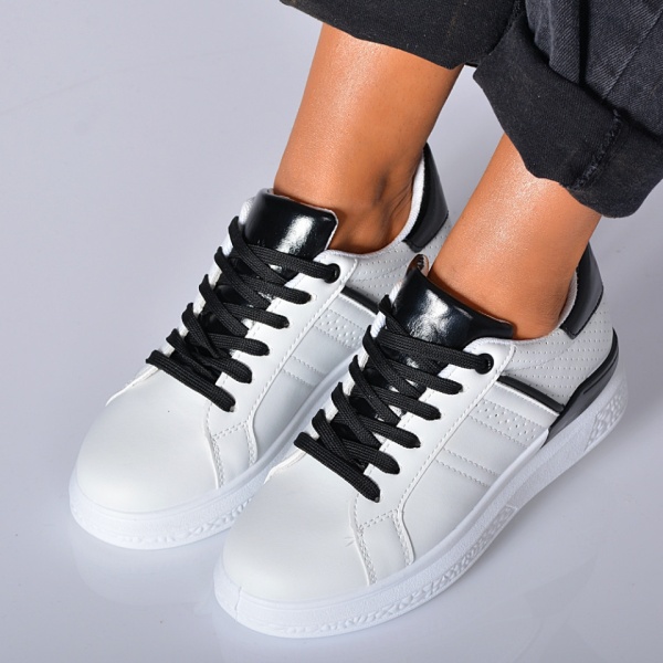 Adidasi Dama Camelis Albi- Need 4 Shoes